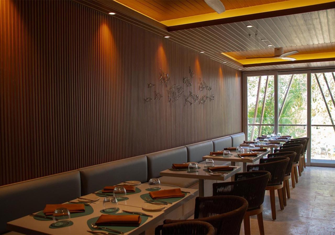 Stone Beach Club Dhiffushi Exterior photo