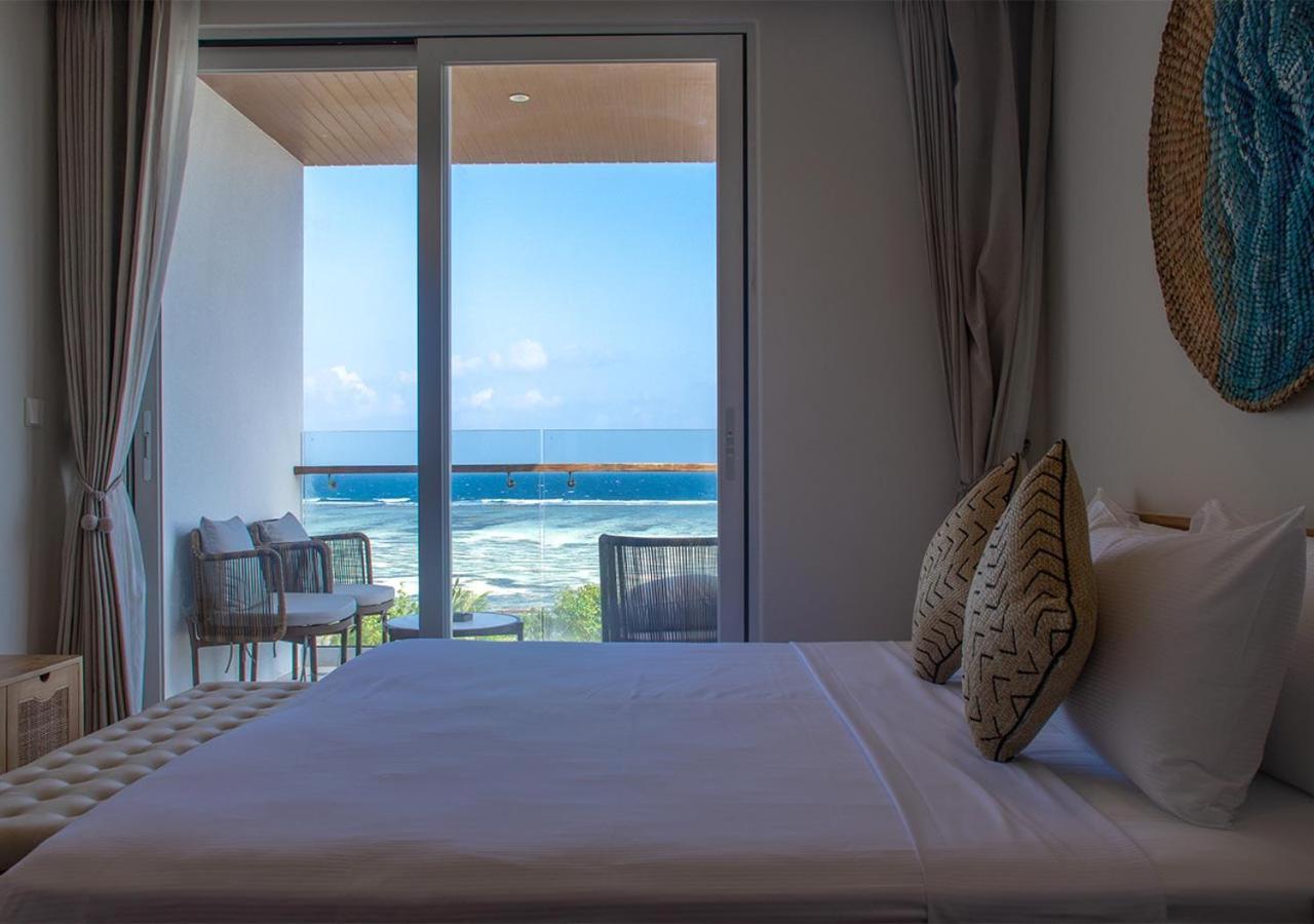 Stone Beach Club Dhiffushi Exterior photo